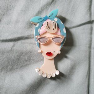 Erstwilder Brooch, Woman with Cat eye Glasses